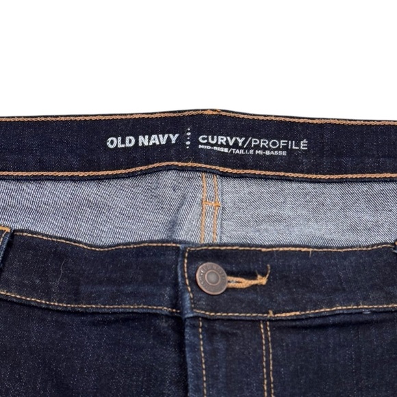 Old Navy Size 18S Curvy/Profile Mid-Rise New Rinse Jeans Cotton-Poly-Spandex - Picture 3 of 5
